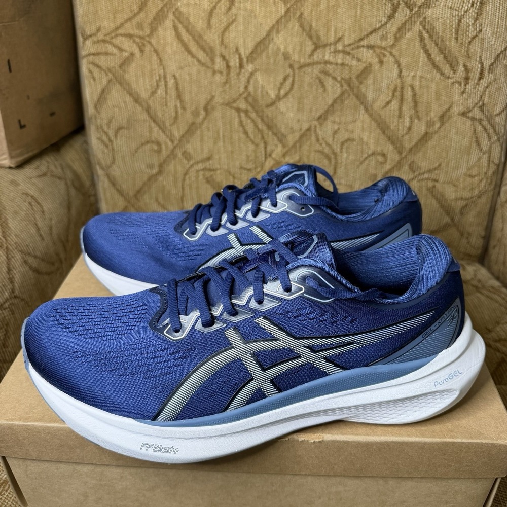 Asics Gel-Kayano 30 Womens Size 12 Blue White Walking Running Shoes Sneakers EUC
